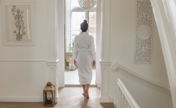 /Magazine/2020/skin/2020-06-02_Short Beauty Routines for the Shortest Month.jpg